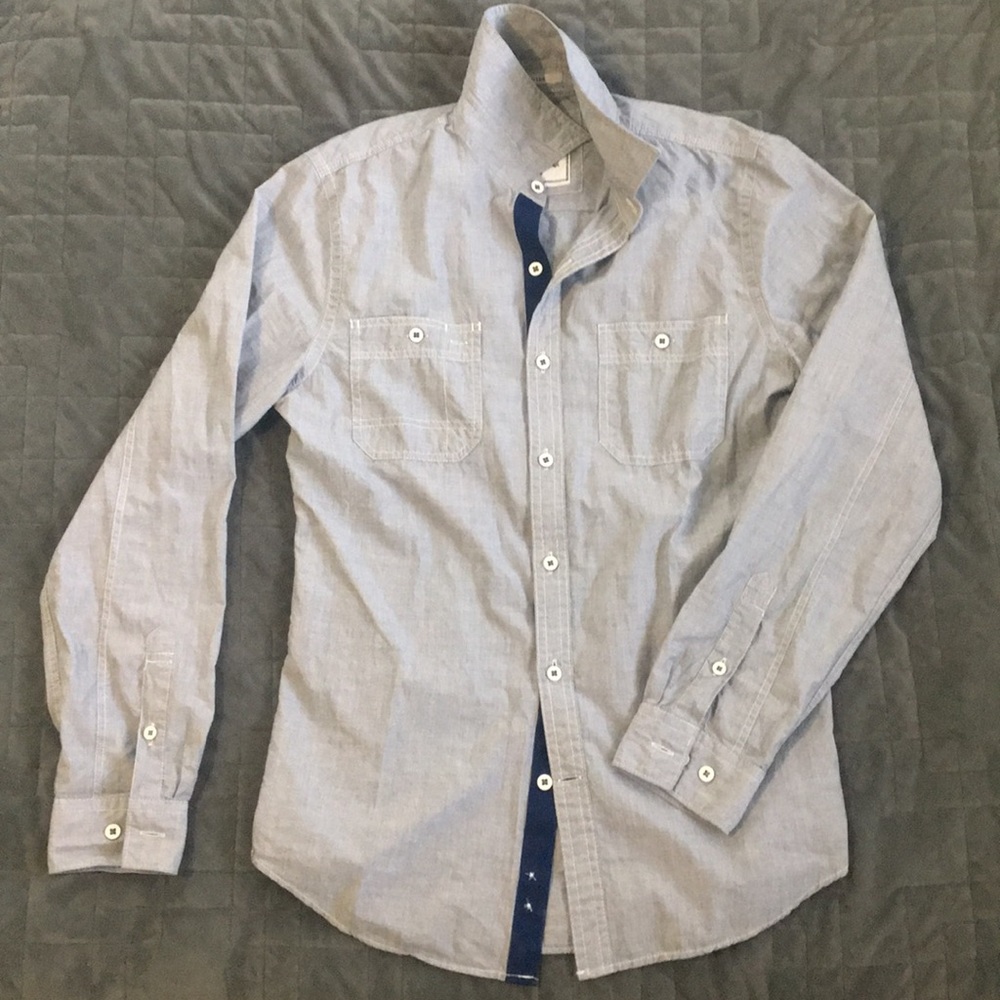 Men’s Express SM fitted grey button down shirt